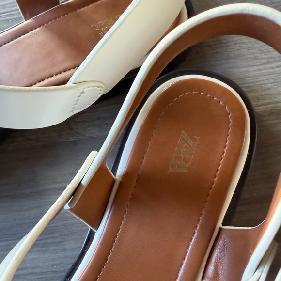 Zara White Women's Sandals with gold buckle, size 40, US 9.5-10 - Picture 3 of 8
